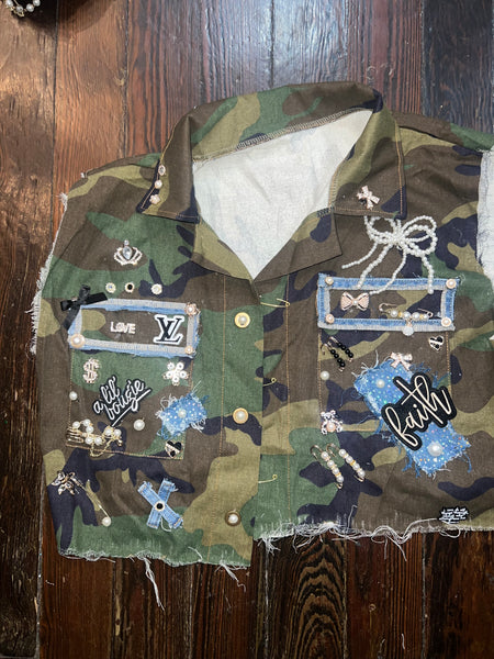 Tasia Camoflage Crop Vest